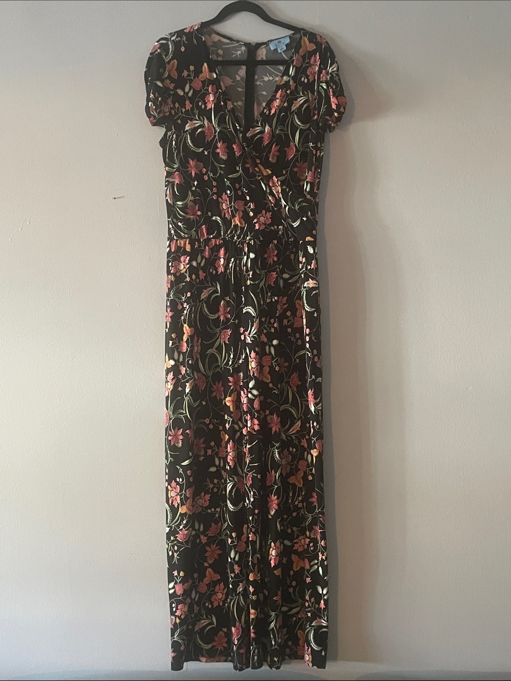 CeCe Black Floral Jumpsuit size L